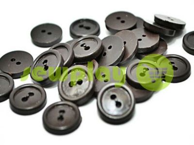 Button plastic two-shock, color brown, packing 25 pcs sku 2411